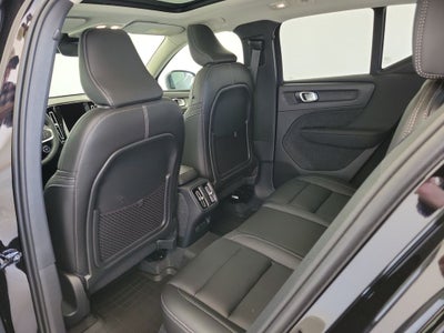 2026 Volvo XC40 B4 Plus