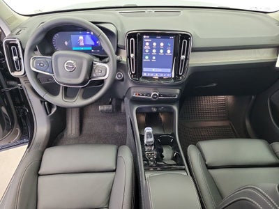 2026 Volvo XC40 B4 Plus