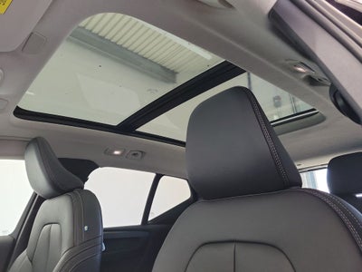 2026 Volvo XC40 B4 Plus