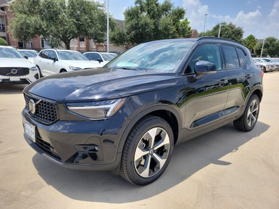 2026 Volvo XC40 B4 Plus