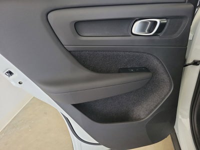 2026 Volvo XC40 B4 Core