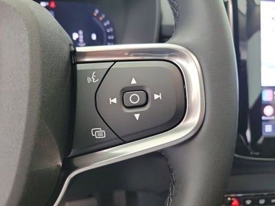 2026 Volvo XC40 B4 Core