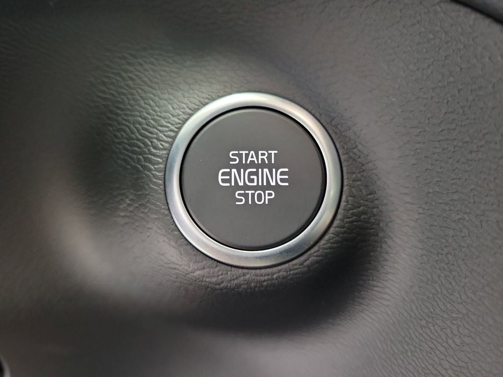 2026 Volvo XC40 B4 Core