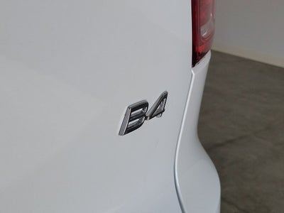 2026 Volvo XC40 B4 Core