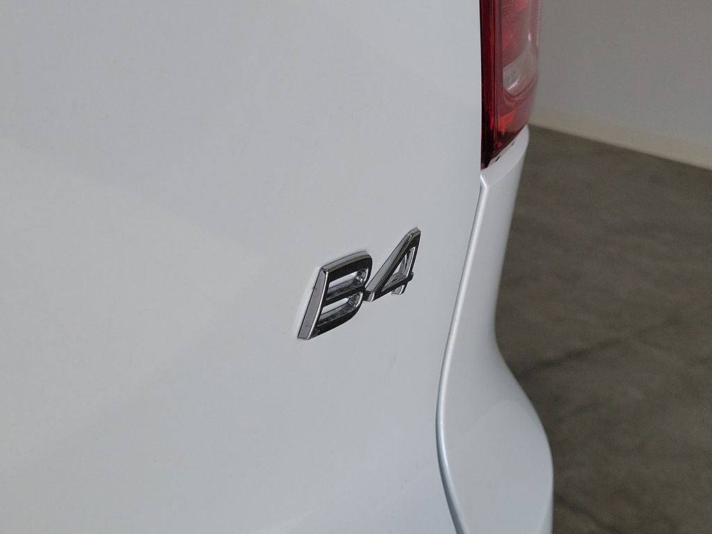 2026 Volvo XC40 B4 Core