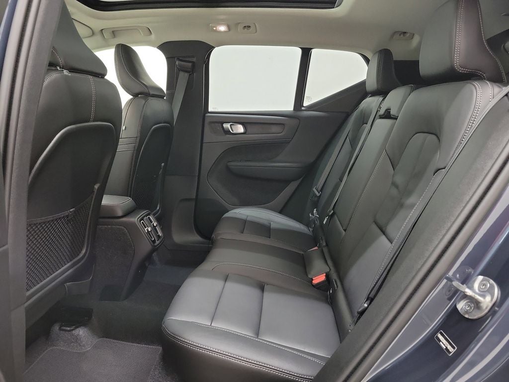 2026 Volvo XC40 B4 Core