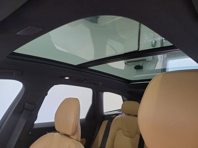 2023 Volvo XC60 B5 Ultimate Bright Theme