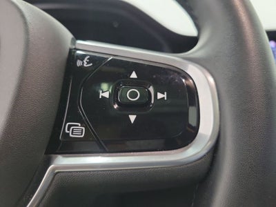 2023 Volvo XC60 B5 Ultimate Bright Theme