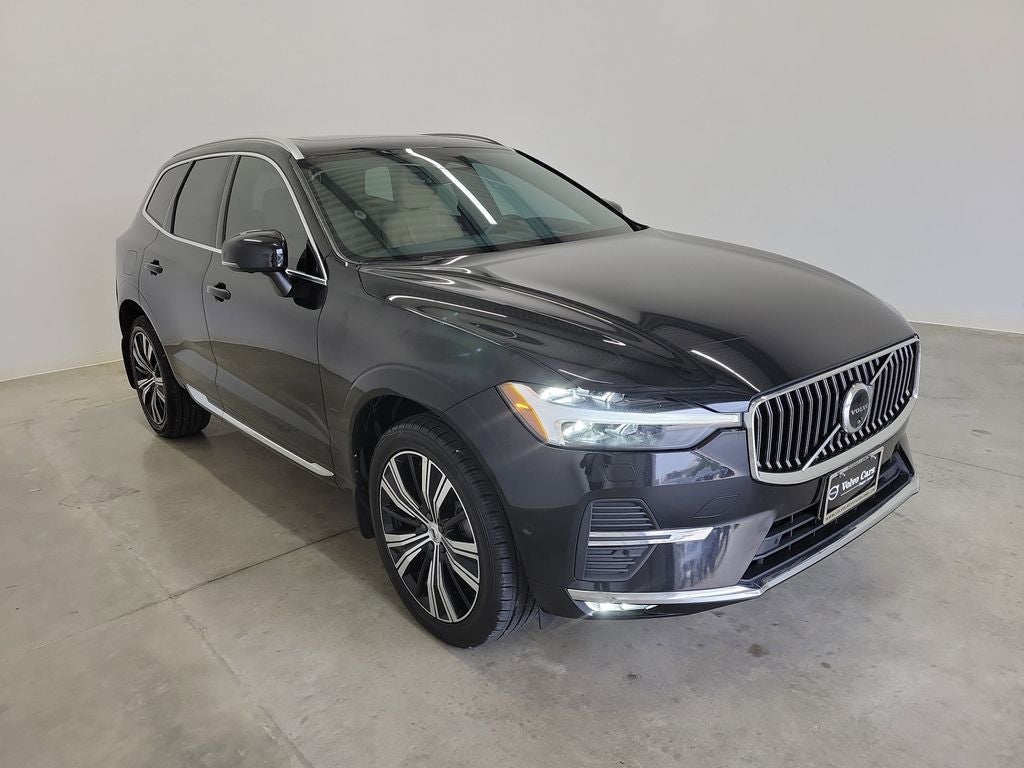 2023 Volvo XC60 B5 Ultimate Bright Theme
