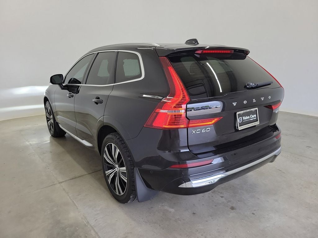 2023 Volvo XC60 B5 Ultimate Bright Theme