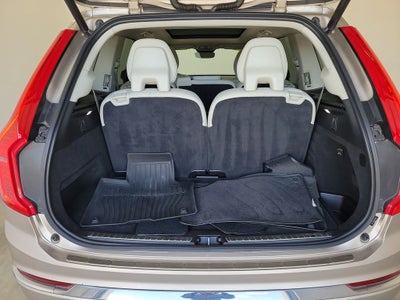 2024 Volvo XC90 B5 Plus