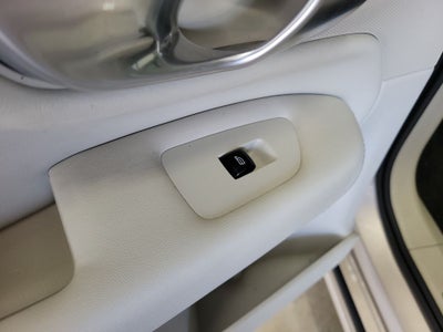 2024 Volvo XC90 B5 Plus