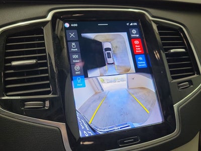 2024 Volvo XC90 B5 Plus