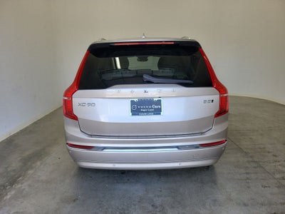 2024 Volvo XC90 B5 Plus