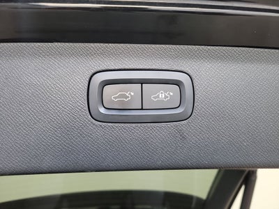 2023 Volvo XC90 B5 Core