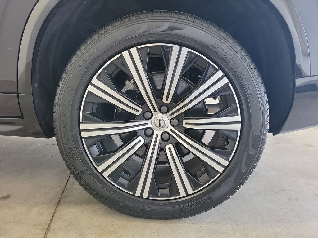 2023 Volvo XC90 B5 Core