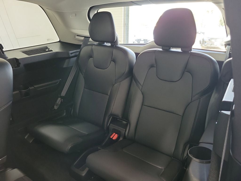 2023 Volvo XC90 B5 Core