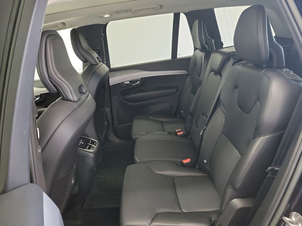 2023 Volvo XC90 B5 Core