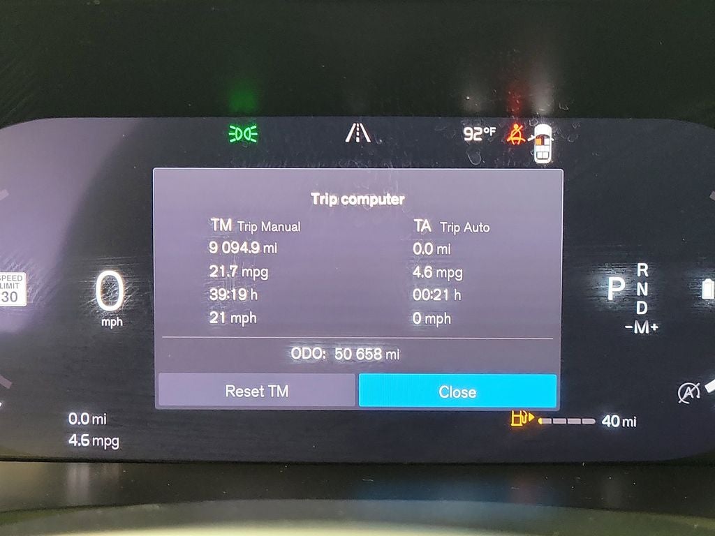 2023 Volvo XC90 B5 Core