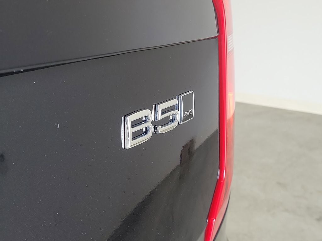 2023 Volvo XC90 B5 Core