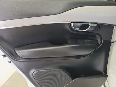 2023 Volvo XC90 B5 Core