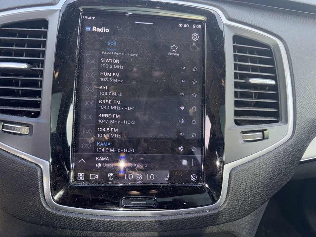 2023 Volvo XC90 B5 Core