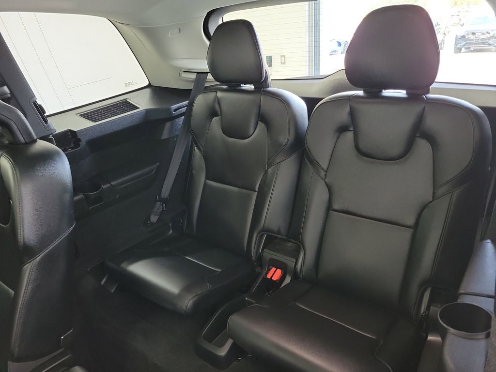 2023 Volvo XC90 B5 Core