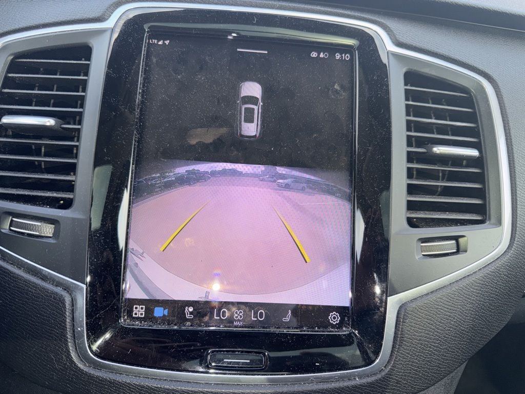 2023 Volvo XC90 B5 Core