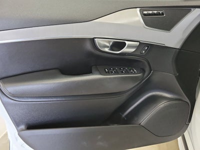 2023 Volvo XC90 B5 Core