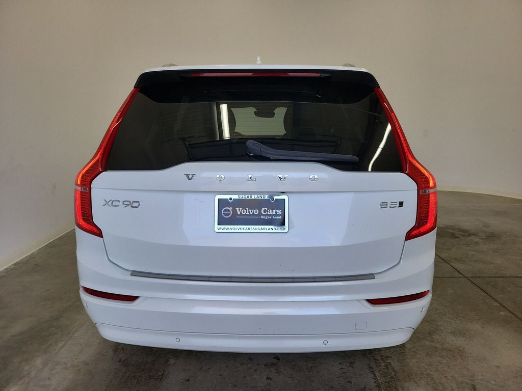 2023 Volvo XC90 B5 Core