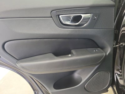 2023 Volvo XC60 B5 Plus Dark Theme