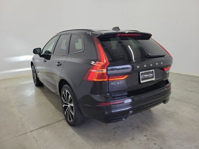 2023 Volvo XC60 B5 Plus Dark Theme