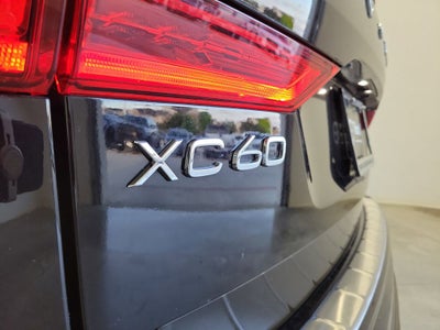 2023 Volvo XC60 B5 Plus Dark Theme