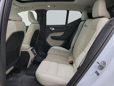 2026 Volvo XC40 B5 Plus