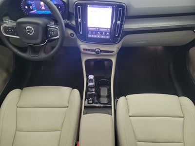 2026 Volvo XC40 B5 Plus