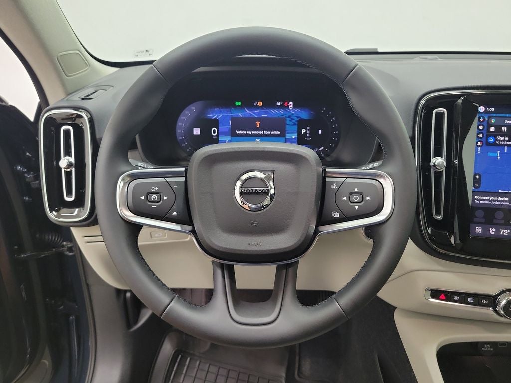 2026 Volvo XC40 B5 Plus