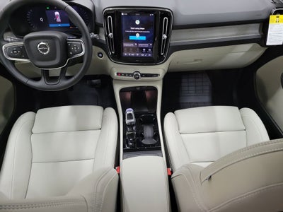 2026 Volvo XC40 B5 Plus