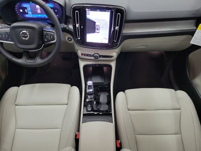 2026 Volvo XC40 B5 Plus