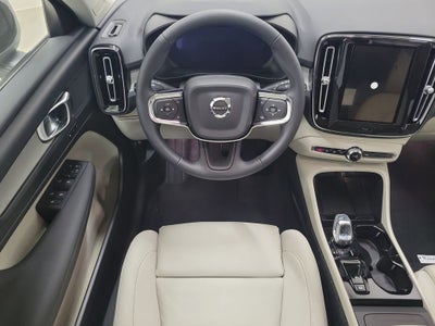 2026 Volvo XC40 B5 Plus