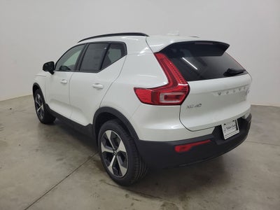 2026 Volvo XC40 B5 Plus