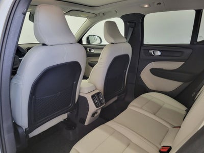 2026 Volvo XC40 PLUS AWD