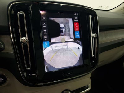 2026 Volvo XC40 B5 Plus