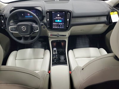 2026 Volvo XC40 B5 Plus