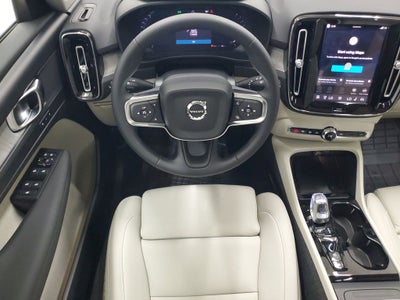 2026 Volvo XC40 B5 Plus