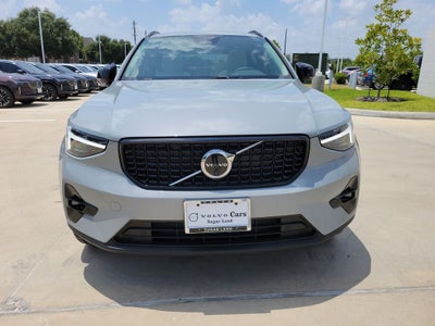 2026 Volvo XC40 B5 Plus