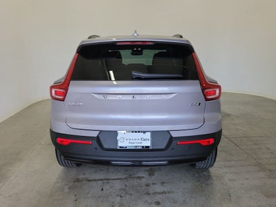 2026 Volvo XC40 B5 Plus