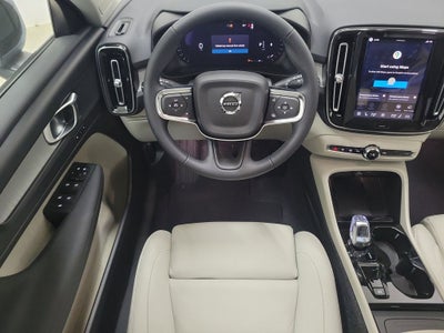 2026 Volvo XC40 B5 Plus