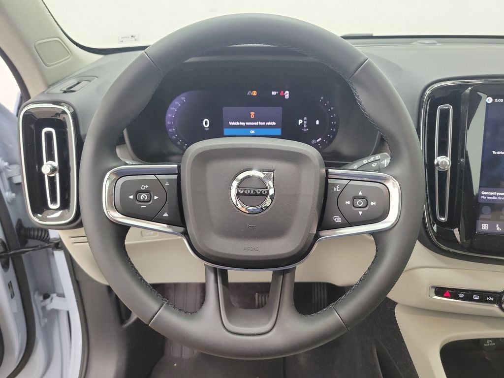 2026 Volvo XC40 B5 Plus