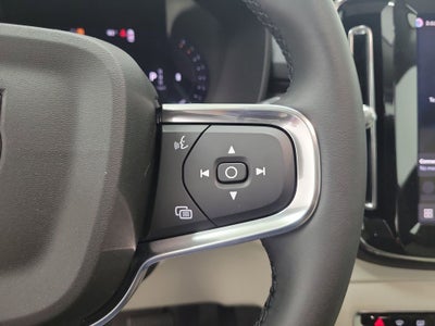 2026 Volvo XC40 B5 Plus