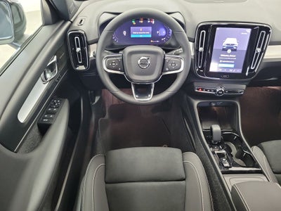 2026 Volvo XC40 B5 Ultra Black Edition
